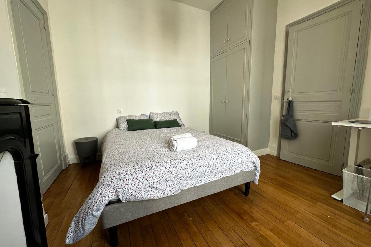 In The Beautiful Districts Of Tours A "Particular" With Great Comfort Villa Exterior photo