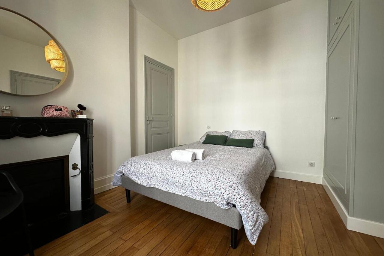 In The Beautiful Districts Of Tours A "Particular" With Great Comfort Villa Exterior photo