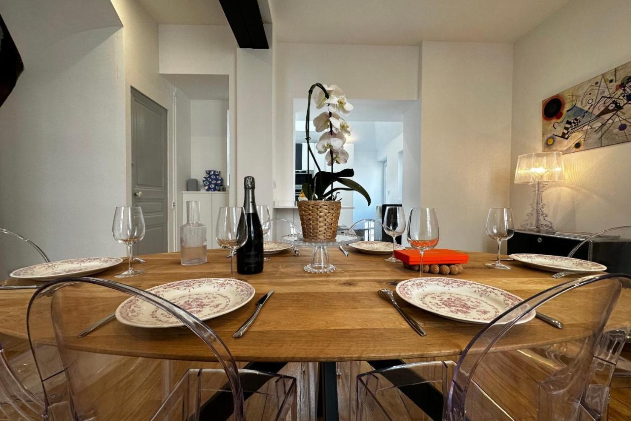 In The Beautiful Districts Of Tours A "Particular" With Great Comfort Villa Exterior photo