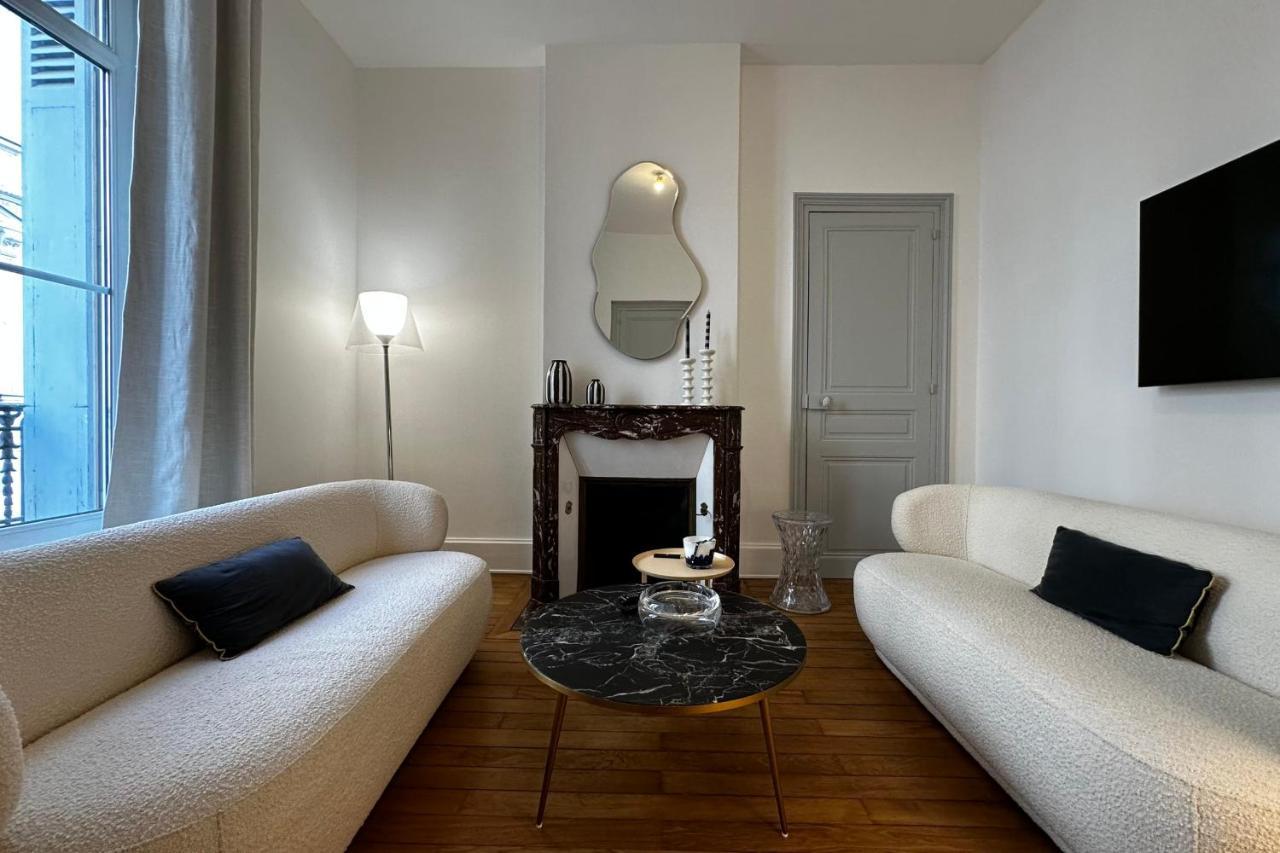In The Beautiful Districts Of Tours A "Particular" With Great Comfort Villa Exterior photo