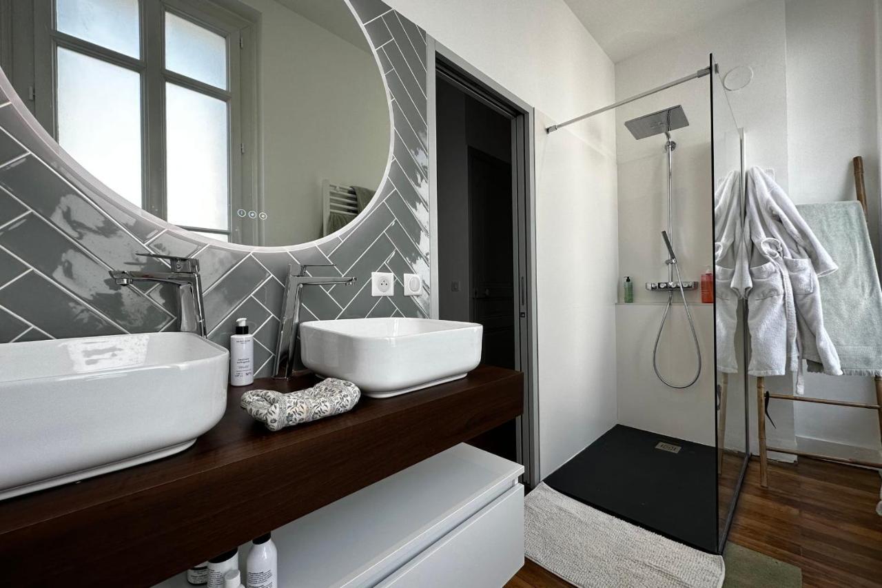 In The Beautiful Districts Of Tours A "Particular" With Great Comfort Villa Exterior photo